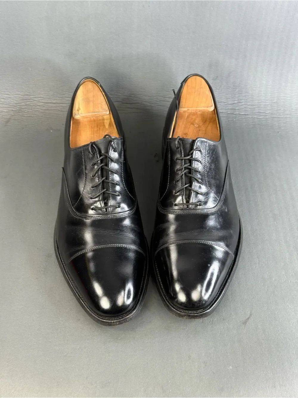 Allen Edmonds gently used